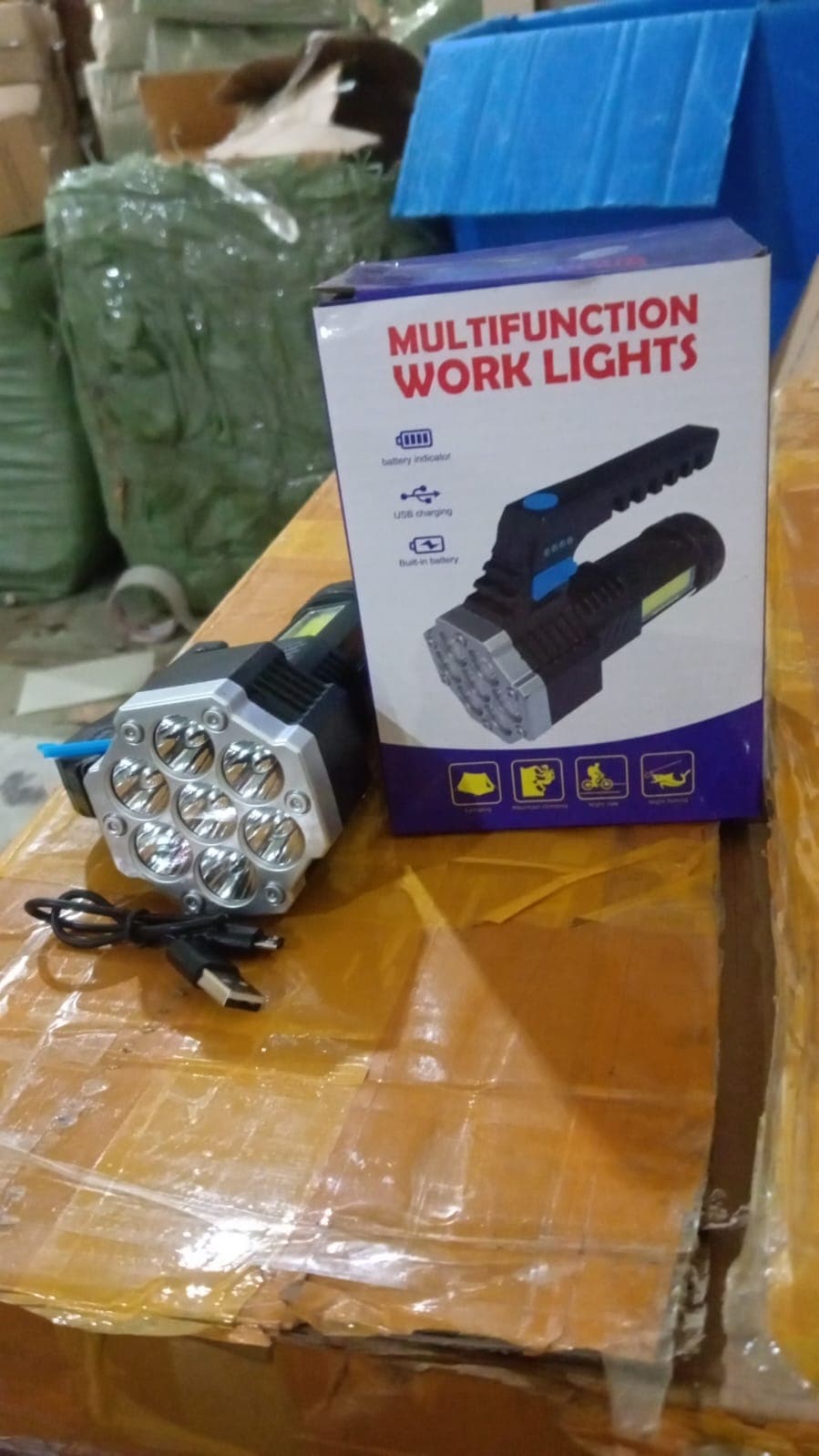 Portable Flashlight / Torch COB 7LED Hand Light USB Rechargeable Light with Side Light (1 Pc) thumbnail 7