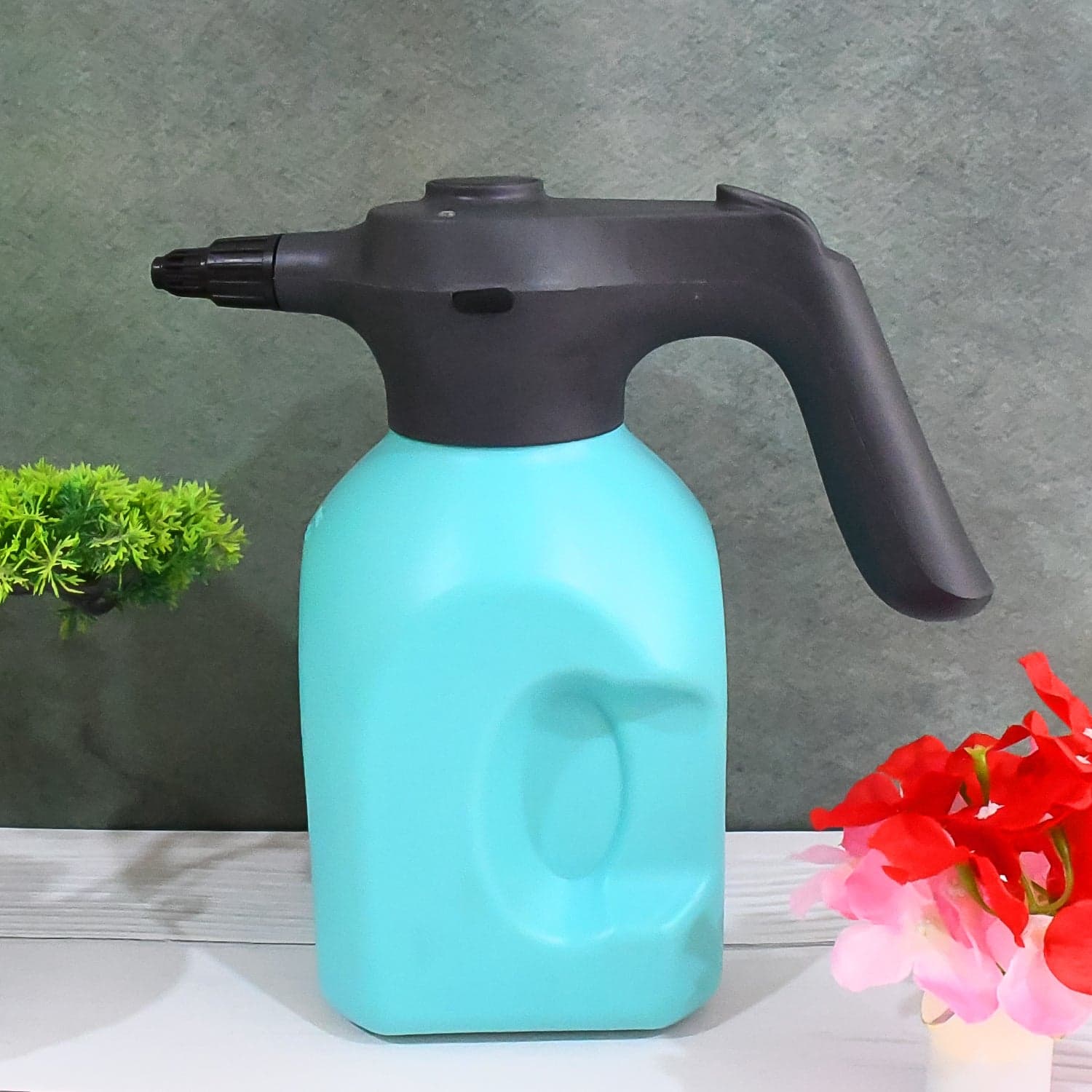 Electric Spray Bottle Garden Sprayer Automatic Watering Can (1Pc / 2Ltr.) thumbnail 3