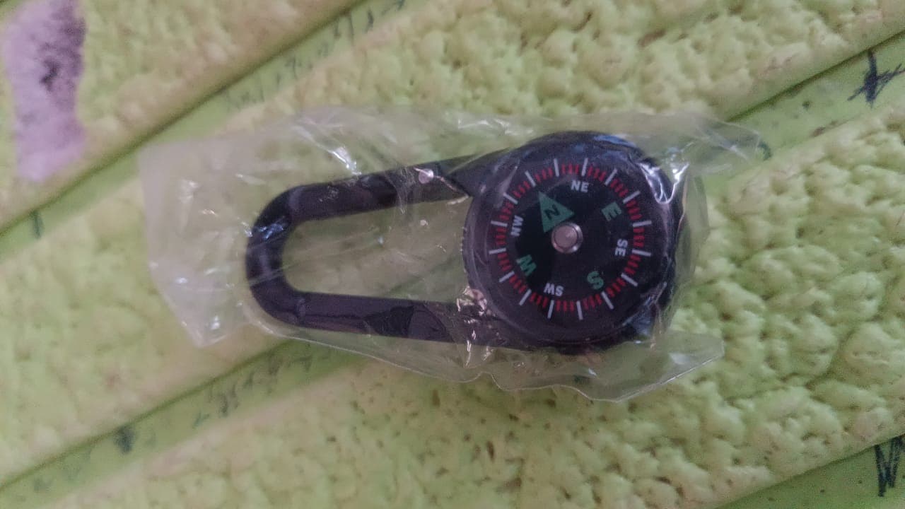 Clip Snap Hook Mini Compass (1 Pc / Mix Design) thumbnail 8