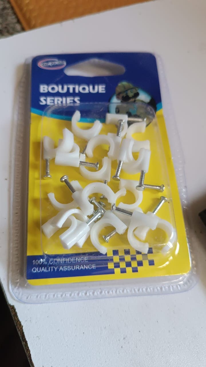 Wire Wall Clips, Plastic Cable Clips Round Wire Pins with Steel Nail (20 Pcs Set) thumbnail 8