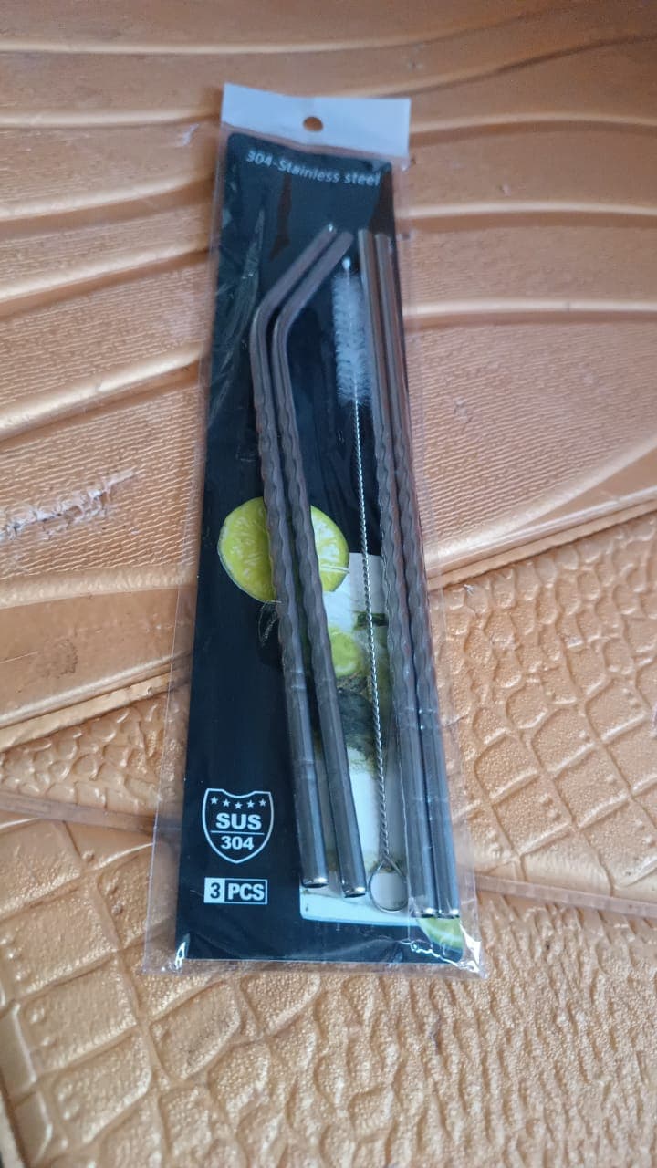 Reusable Stainless Steel Straws Set of 5 (2 Straight straws, 2 Bent straws, 1 Brush) thumbnail 7