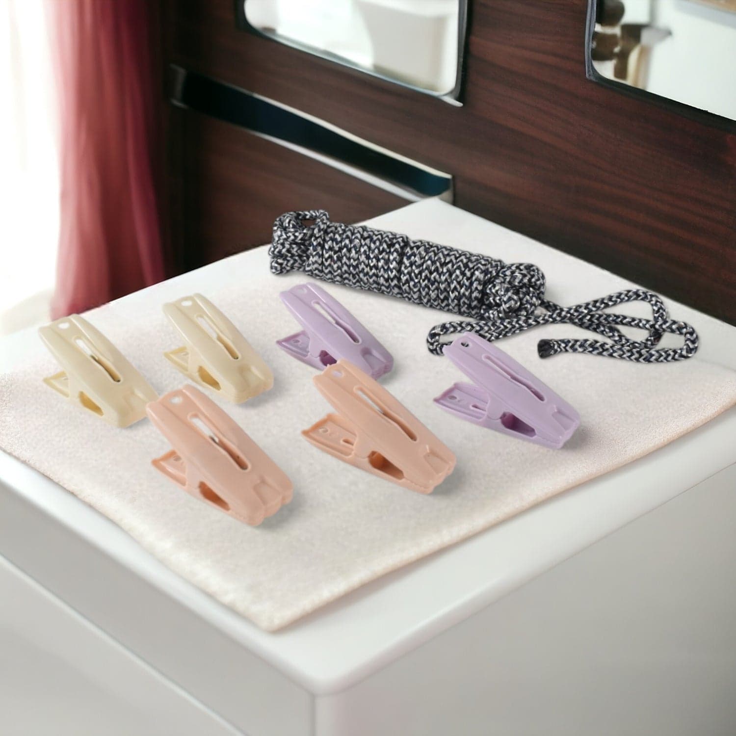 Cloth Drying Rope with Clips of Convenient and Durable Hanging Solution (7 Pc Set) thumbnail 4