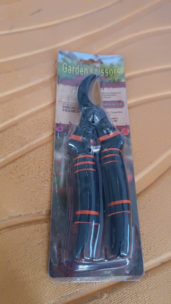Heavy Duty Garden Pruning Shears the Sharp Stainless Steel Blades for Precise Cutting thumbnail 8