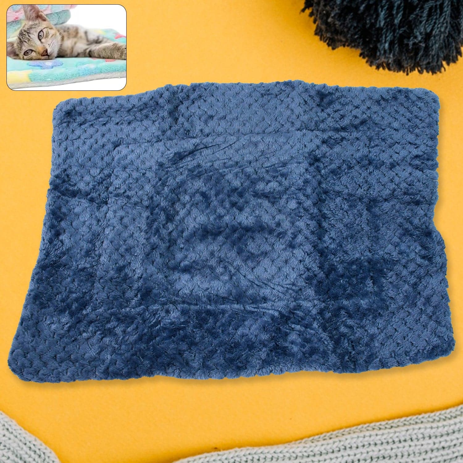 Pet Soft Cat Dog Towel, Warm Sleep Mat (50—37 Cm / 1 Pc / Mix Color & Design) thumbnail 5