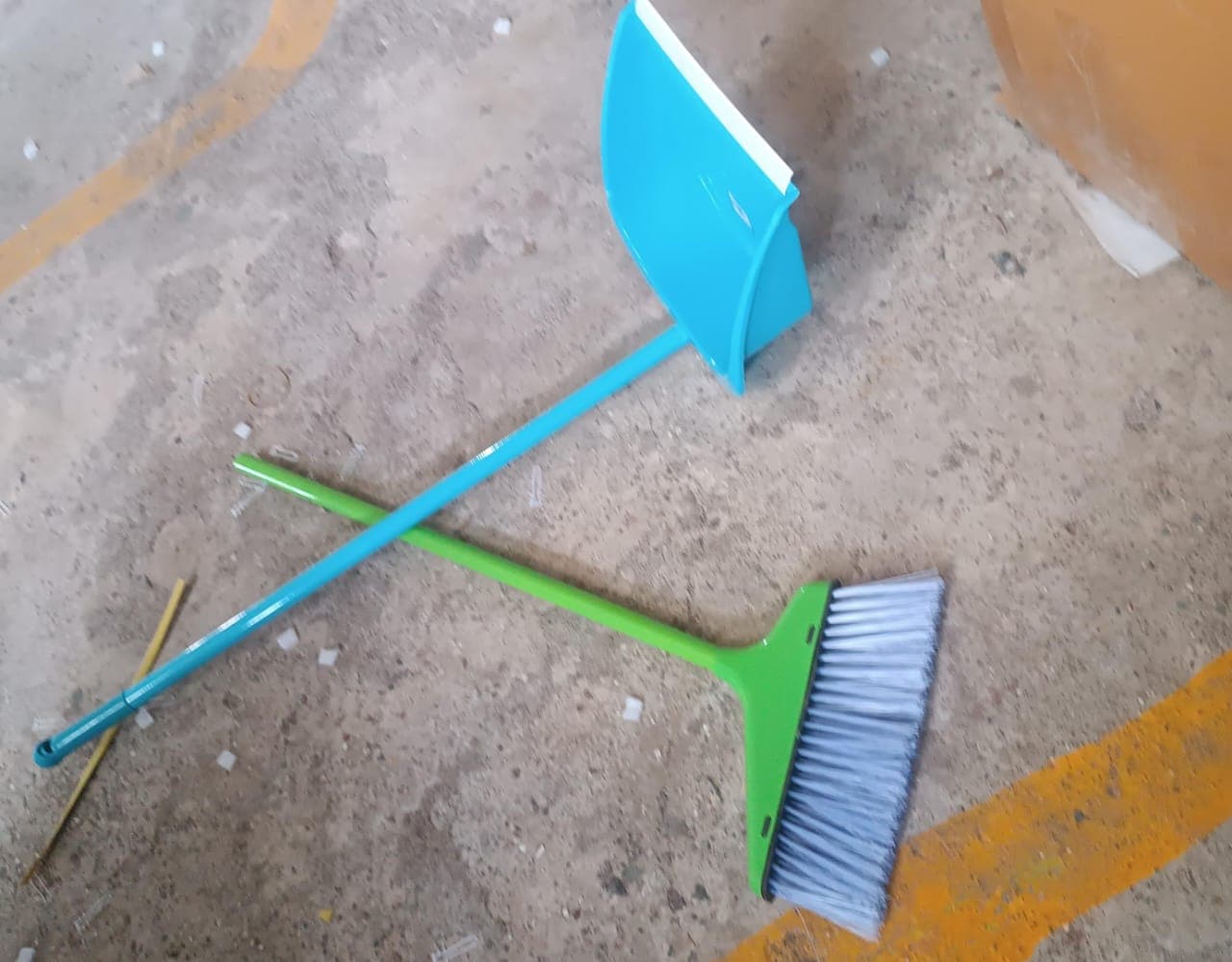 HANDLE DUSTPAN AND BRUSH FOR SWEEPING & CLEANING DUST, Supdi thumbnail 7