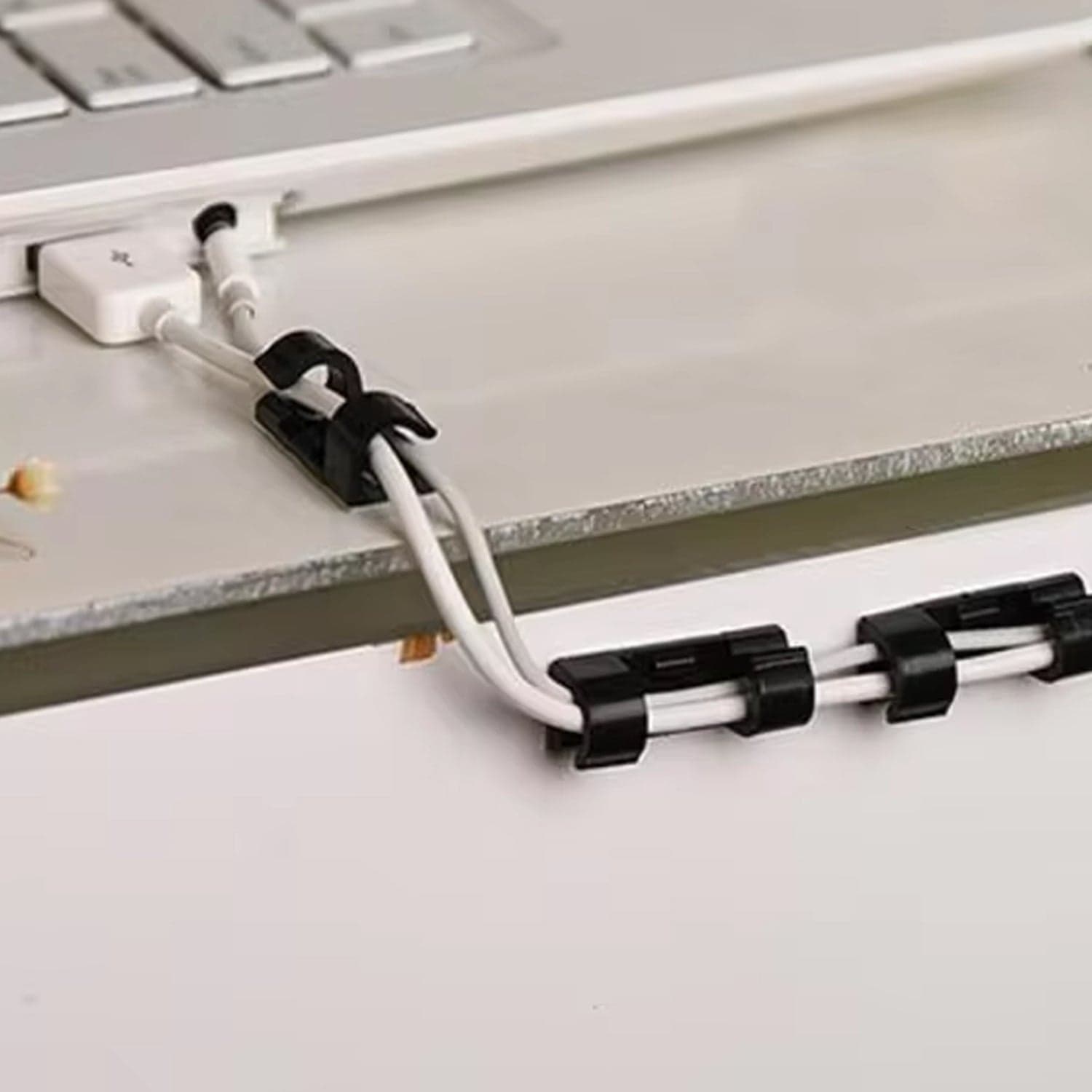 Plastic Wire Cord Cable Clips Organizer Holder (16 Pcs Set) thumbnail 4