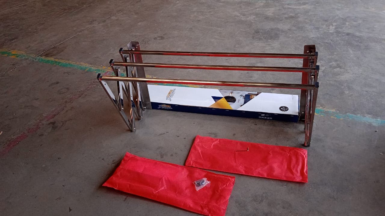 Ss Folding Clothes Drying Rack thumbnail 6