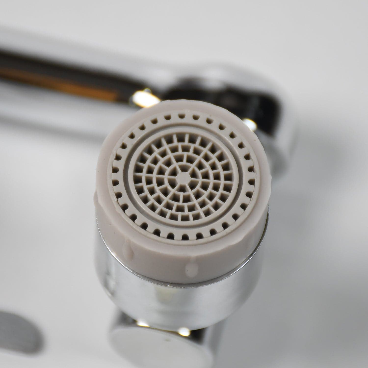 Splash Faucet Filter Of 180° Rotating Sprayer, Double O-Ring, Movable Water-Saving Sink Aerator Extender (Loose) thumbnail 5