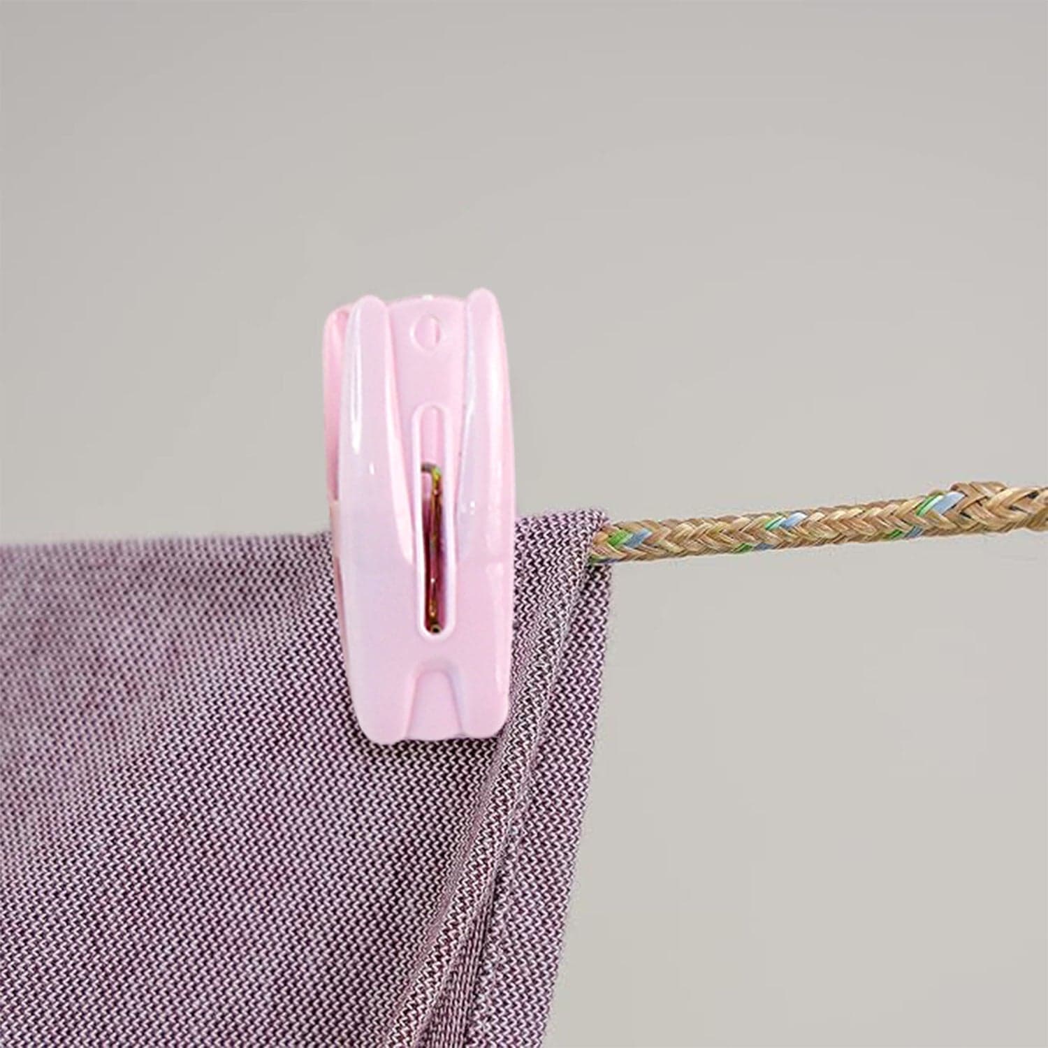 Laundry Drying Rope With Clip thumbnail 5