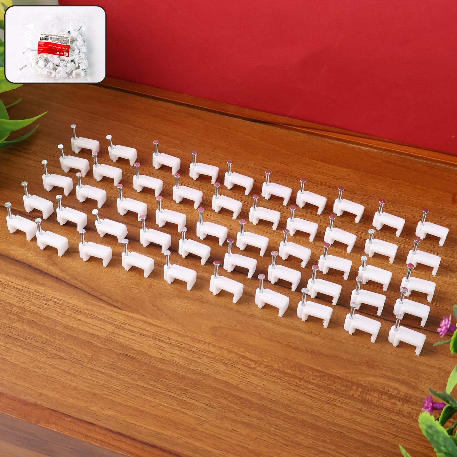 8Mm Nail Cable Clips Set 50 Pc thumbnail 2