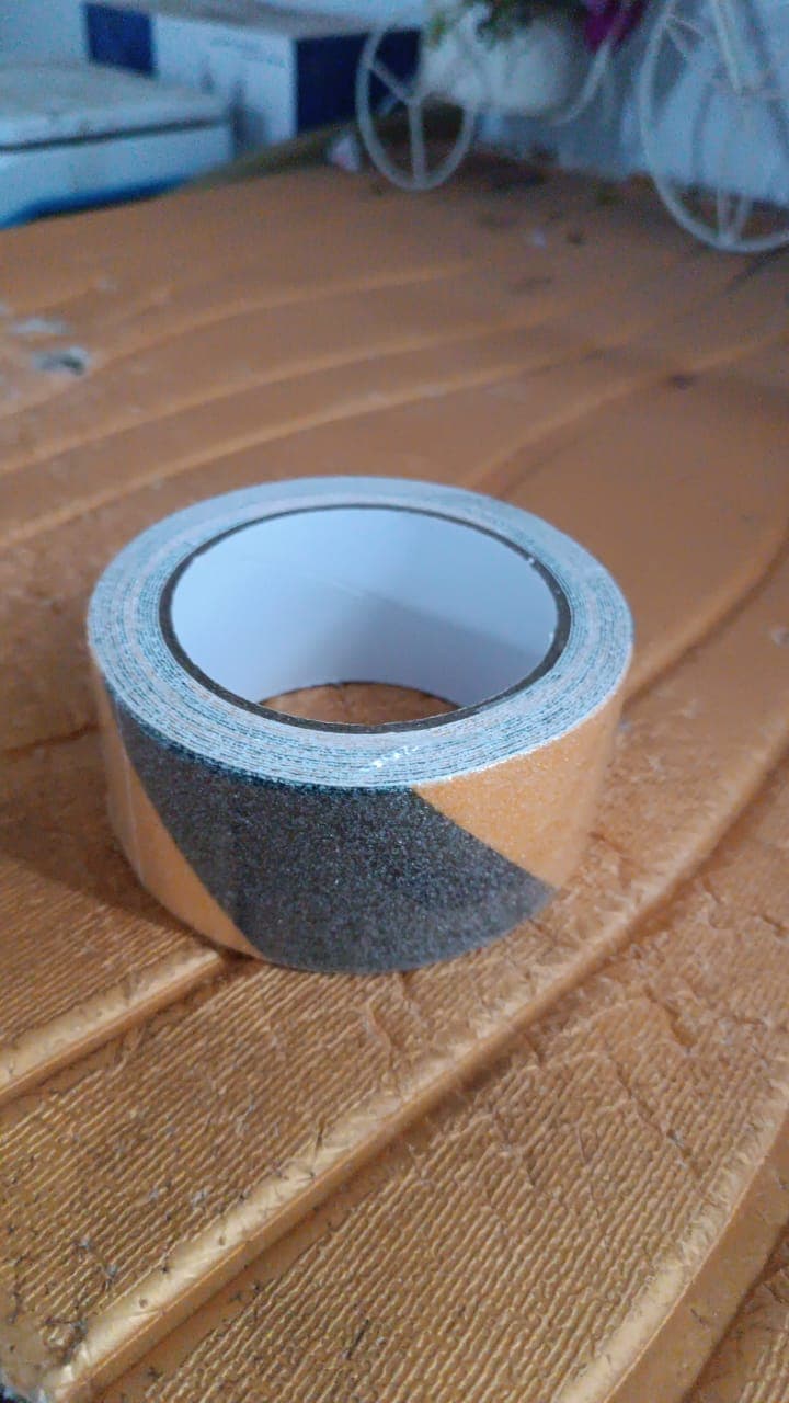 Anti Slip Safety Grip Tape Roll 50Mm X 5M 1 Pc thumbnail 8