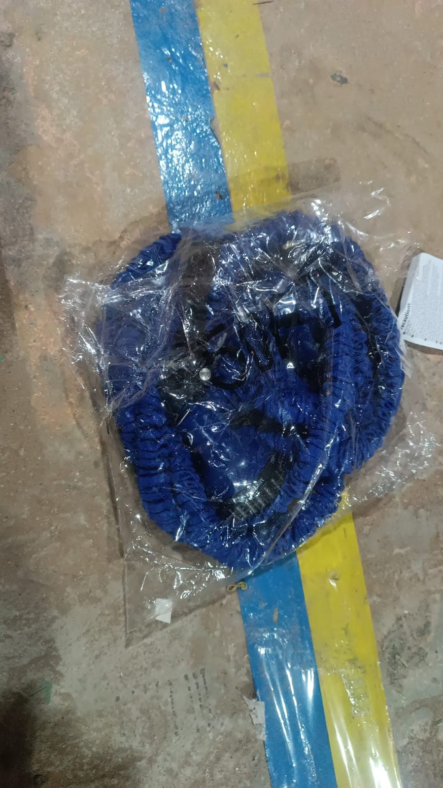 Expandable Magic Garden Hose with Spray Gun, Approx 4 Metre Pipe (1 Set / Mix Color) thumbnail 8