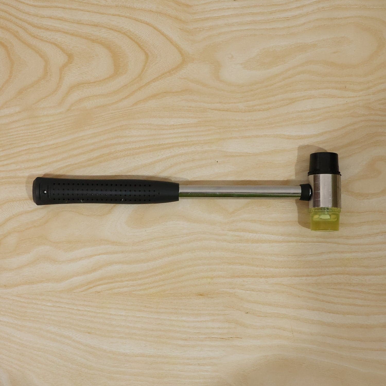 Double Head Rubber Mallet the Non-slip grip & durable steel handle thumbnail 9