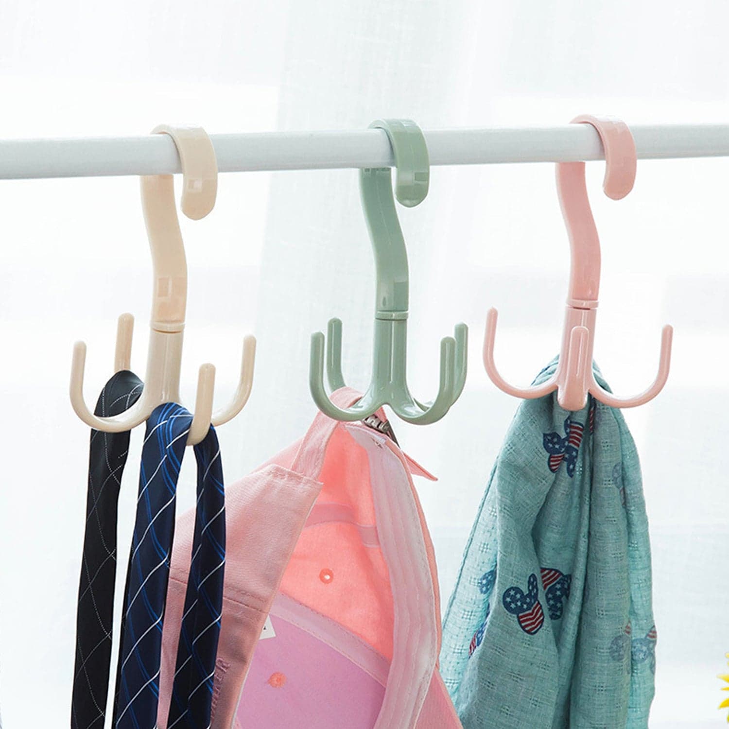 4-Claw Multi-Function 360 Degree Rotatable Purse Rack Handbag Hanger Hook thumbnail 3