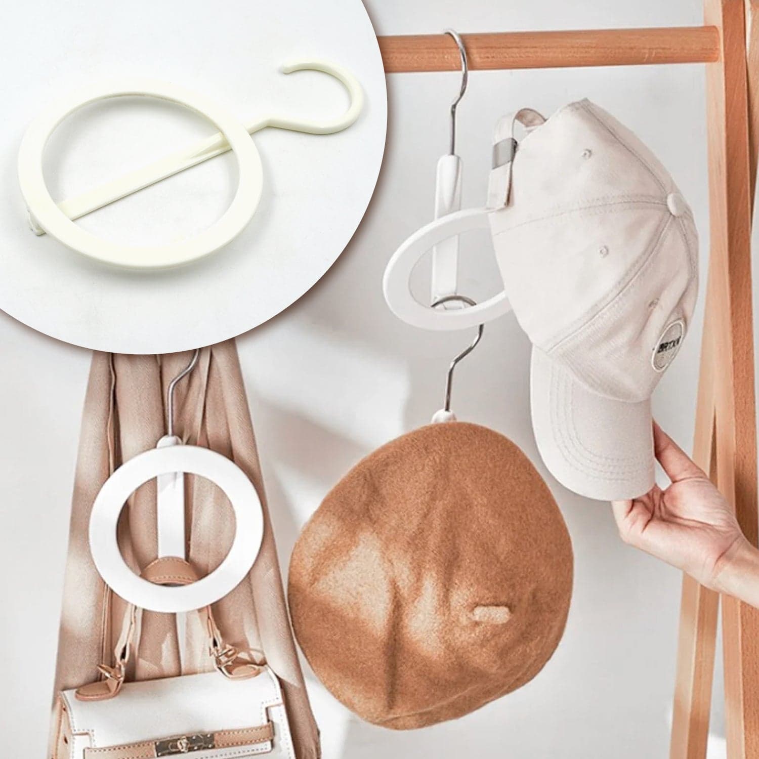 Plastic Circle Hanger for Hats, Towels & Bags (1 Pc) thumbnail 1