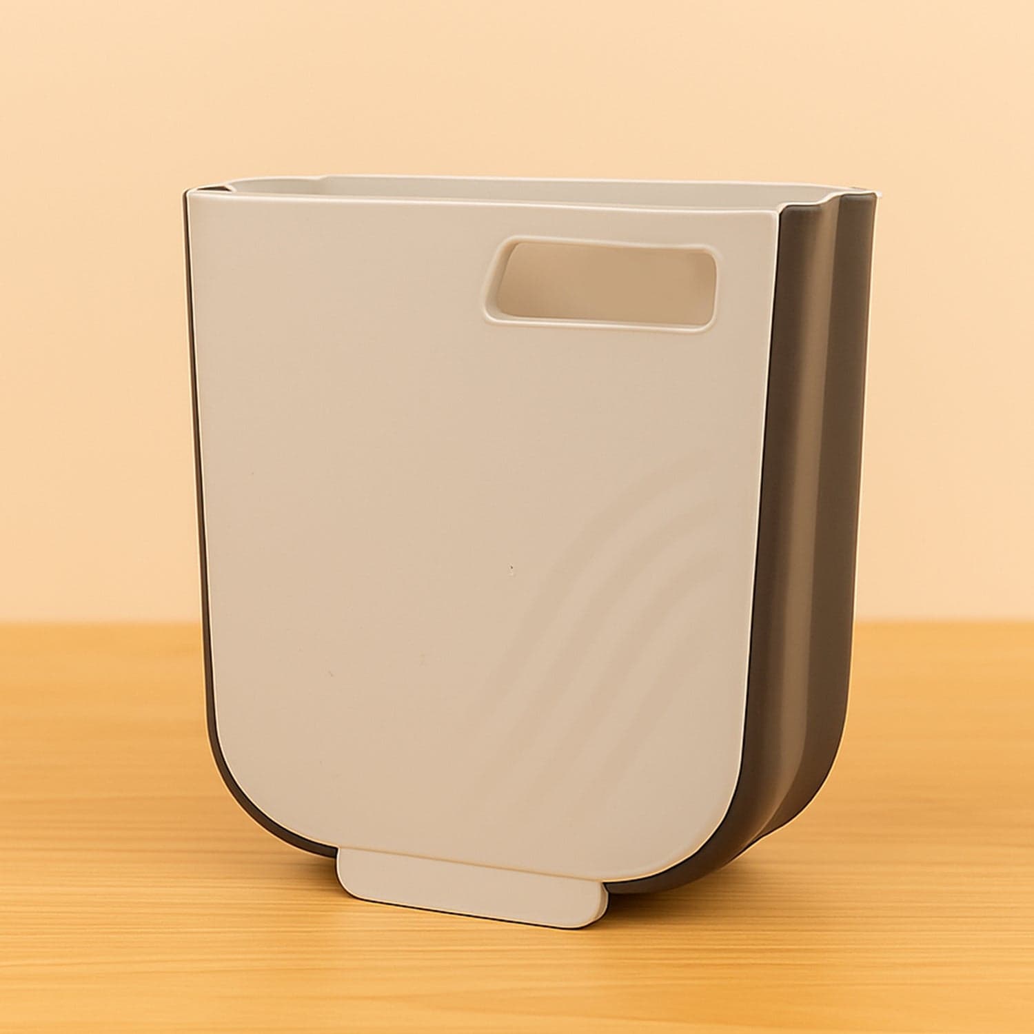 Portable Collapsible Hanging Trash Can for Kitchen & Car thumbnail 3