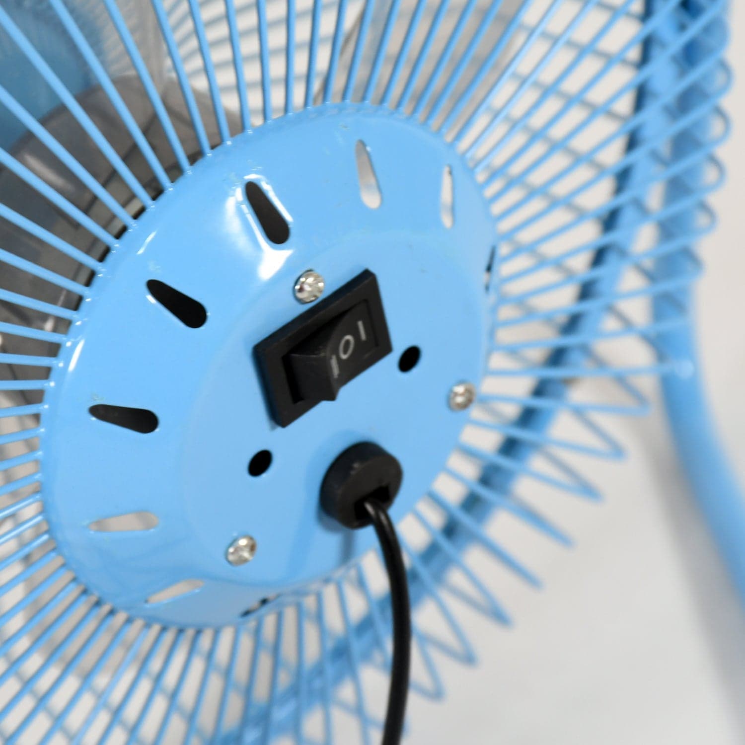 Big Usb Table Desk Personal Metal Electronic Fan, Compatible With Computers, Laptops, Student Dormitory, Suitable For Office, School Use (1 Pc) thumbnail 6