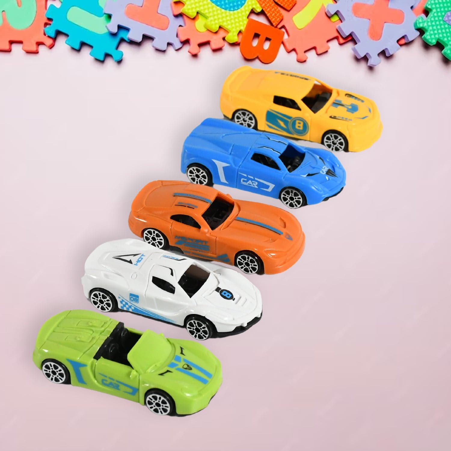 Realistic Long-Haul Toy Vehicle Transport Playset with Lights and Sound thumbnail 6