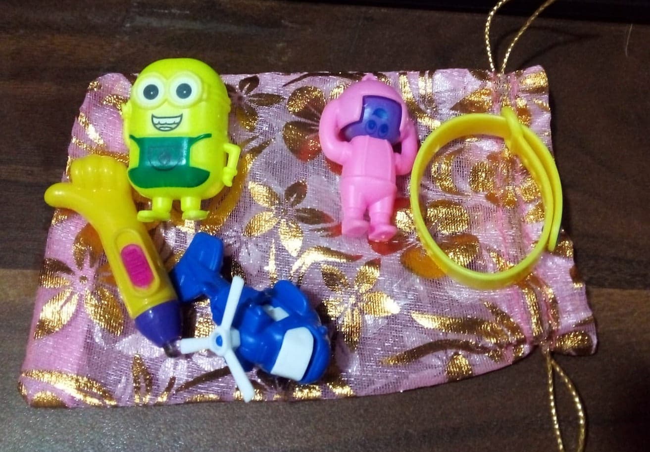 5Pc Toy Combo Kids Best Gift Set Combo Attractive & Unique Toy Combo 5Pc Colorful Toy Combo With Potli Bag thumbnail 7