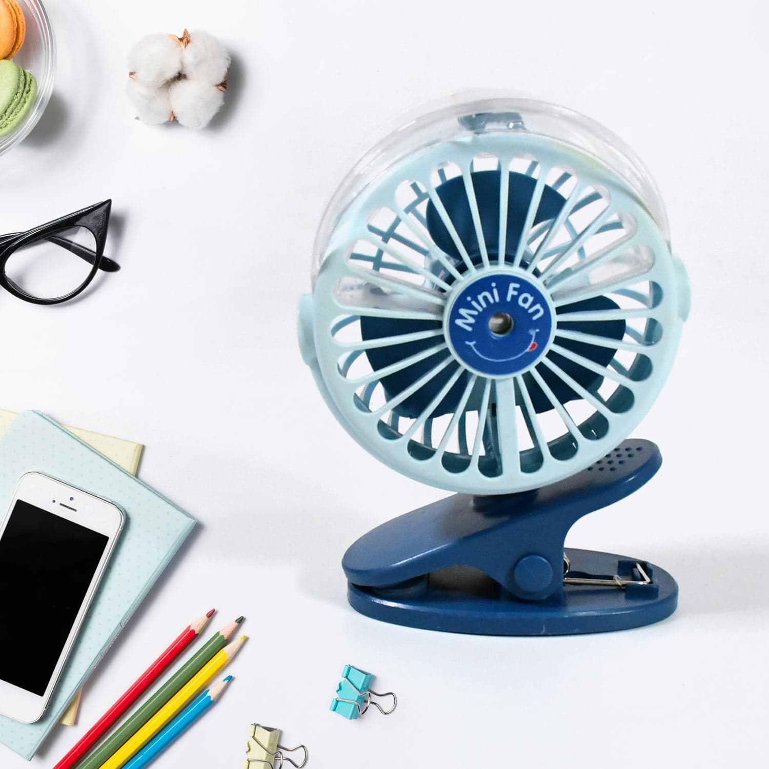 Portable Clip-On Fan Battery Operated & With Light & Spray Small Yet Powerful Usb Table Fan thumbnail 4