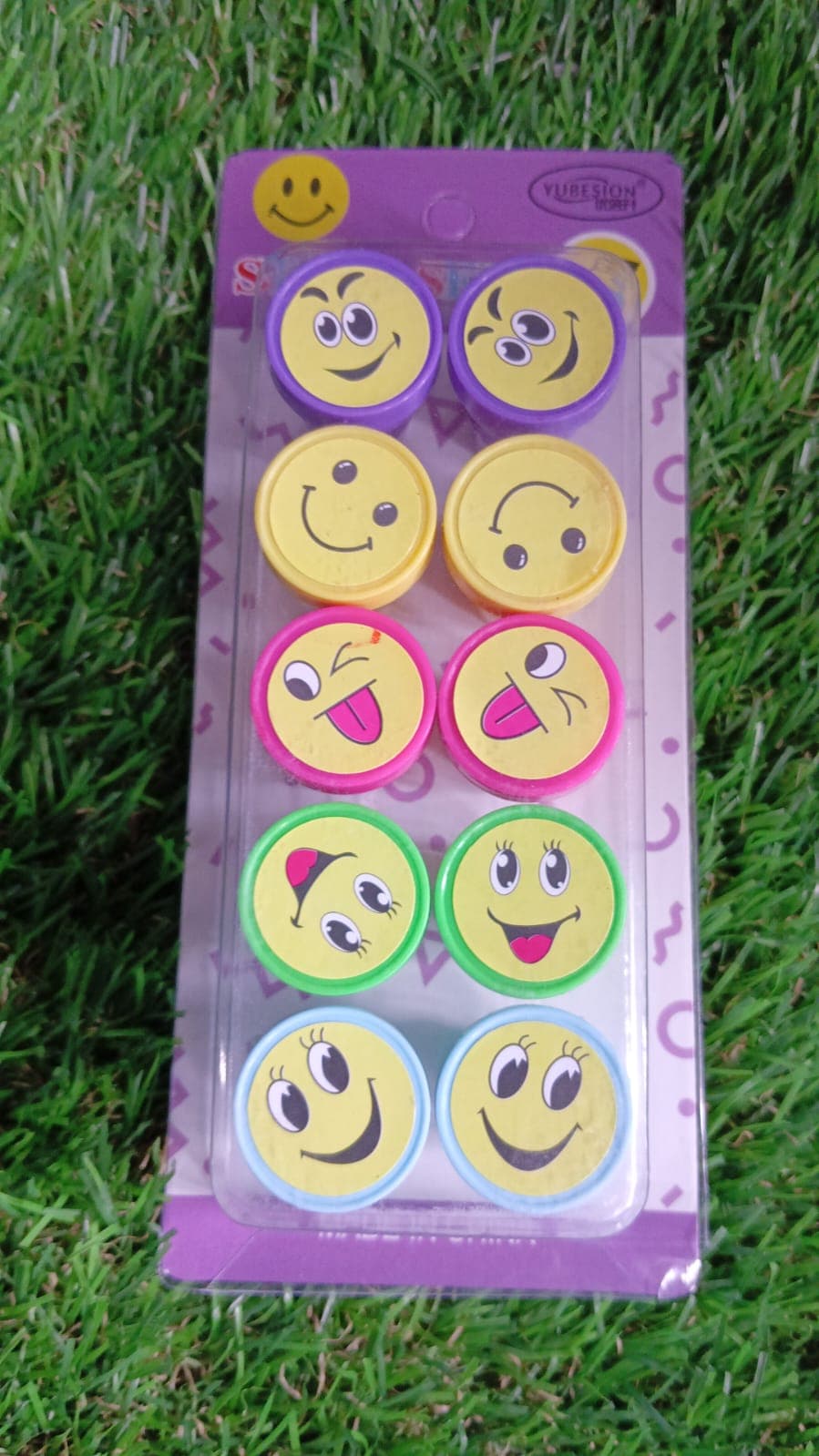 Emoticon Stamps 10 pieces in Round Shape Stamp (Multicolor / 10 Pc) thumbnail 7