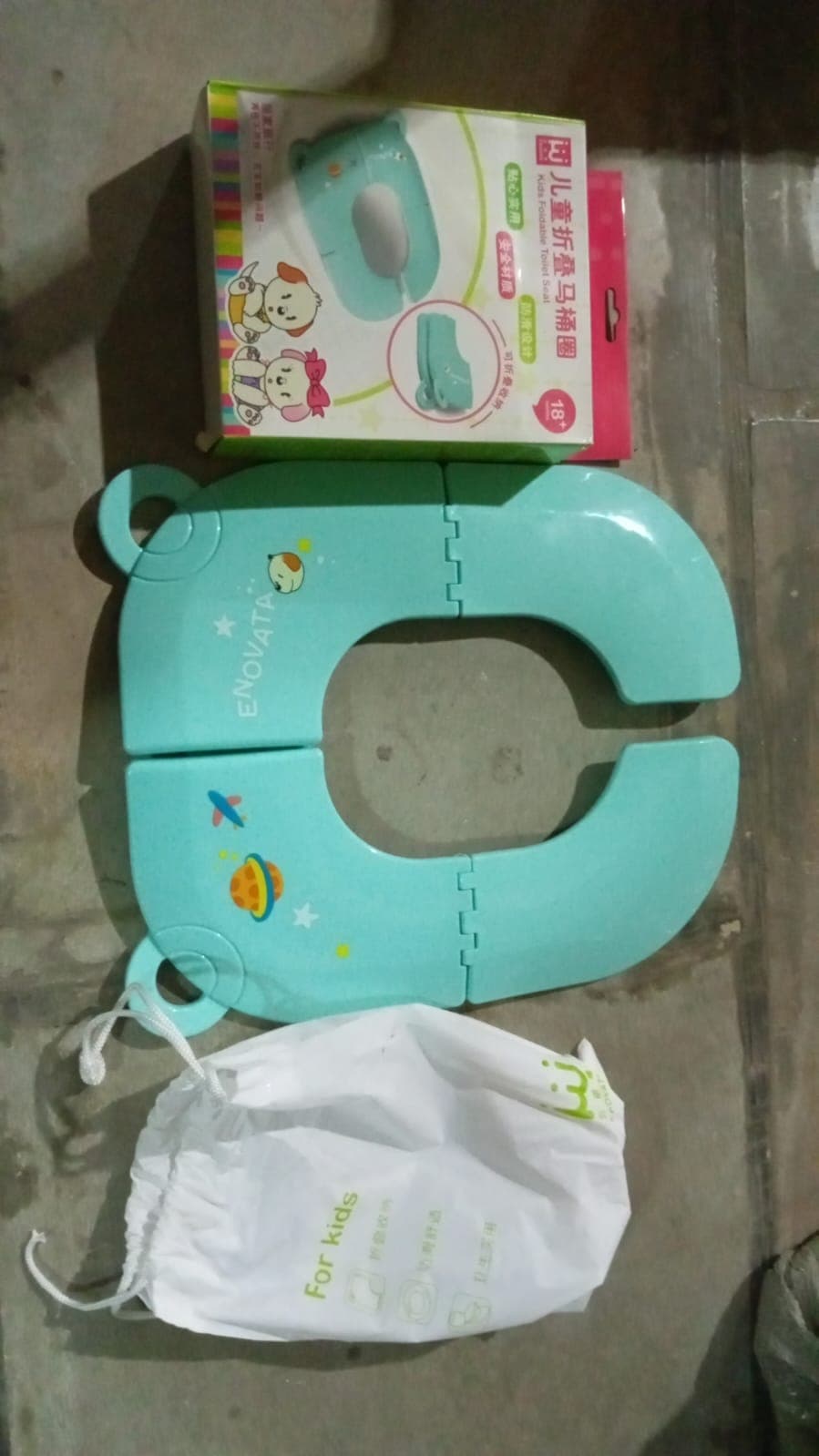 Portable Baby / Kids Toilet Seat Foldable Potty Seat (1 Pc) thumbnail 7