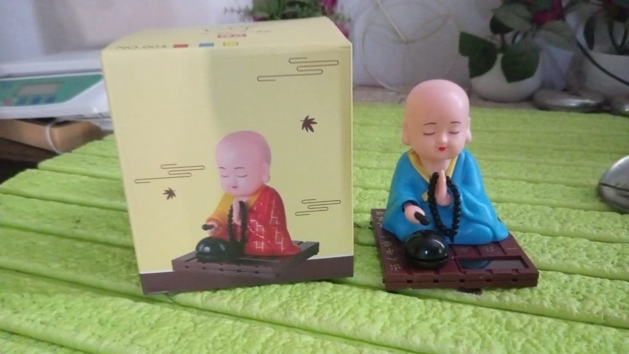 Solar Powered Sitting Buddha Statue, Moving Head and Hand (1 Pc / Medium) thumbnail 9