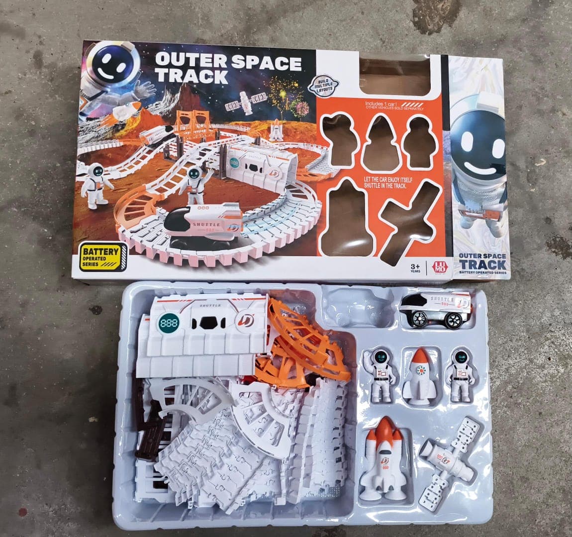 Outer Space Race Track Set for Kids Toys (1 Set) thumbnail 8