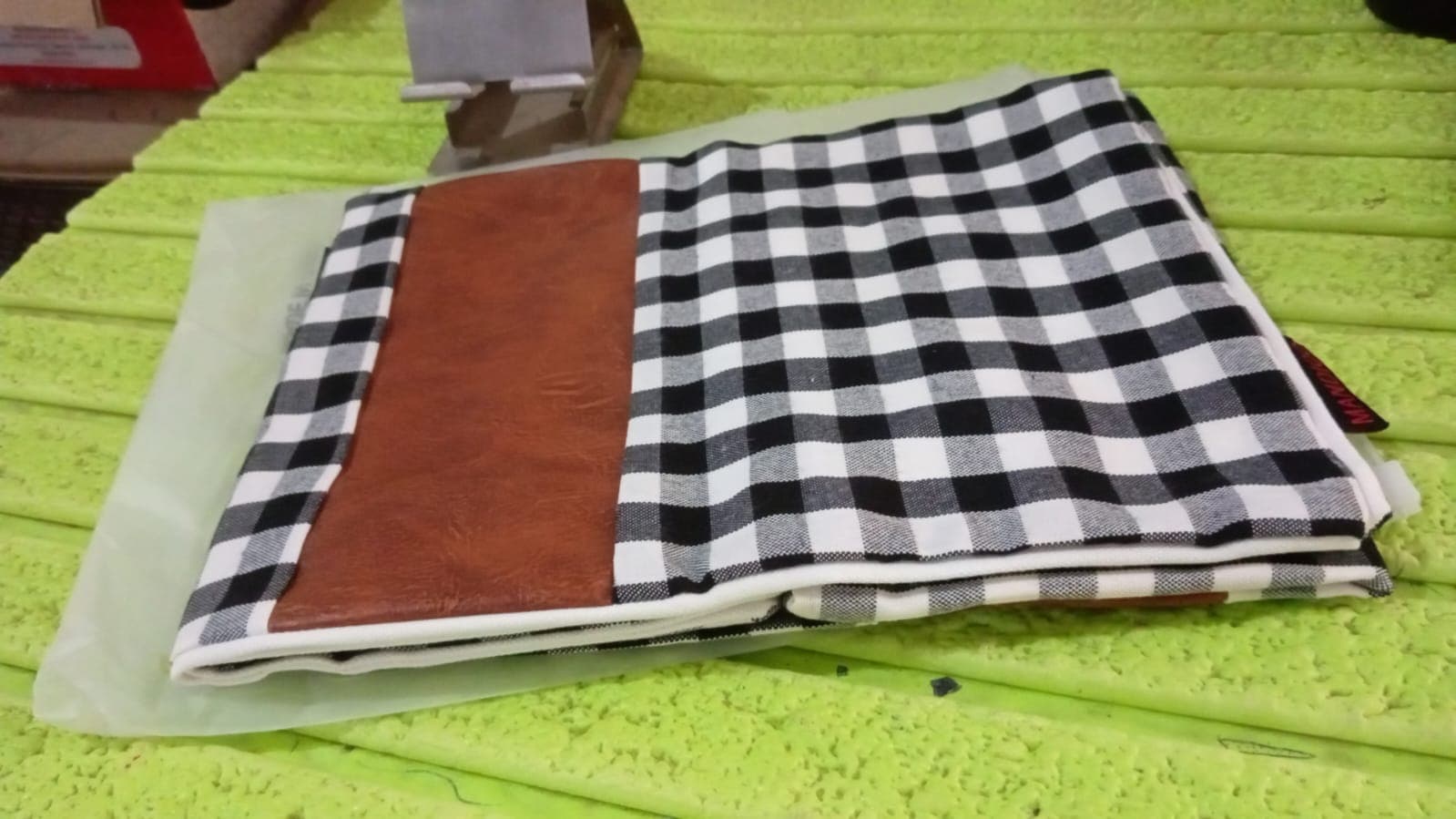 Pillow Covers, Leather & Cotton Cushion Covers (17 — 17 Inch / 1 Pair / 2 Pc) thumbnail 7