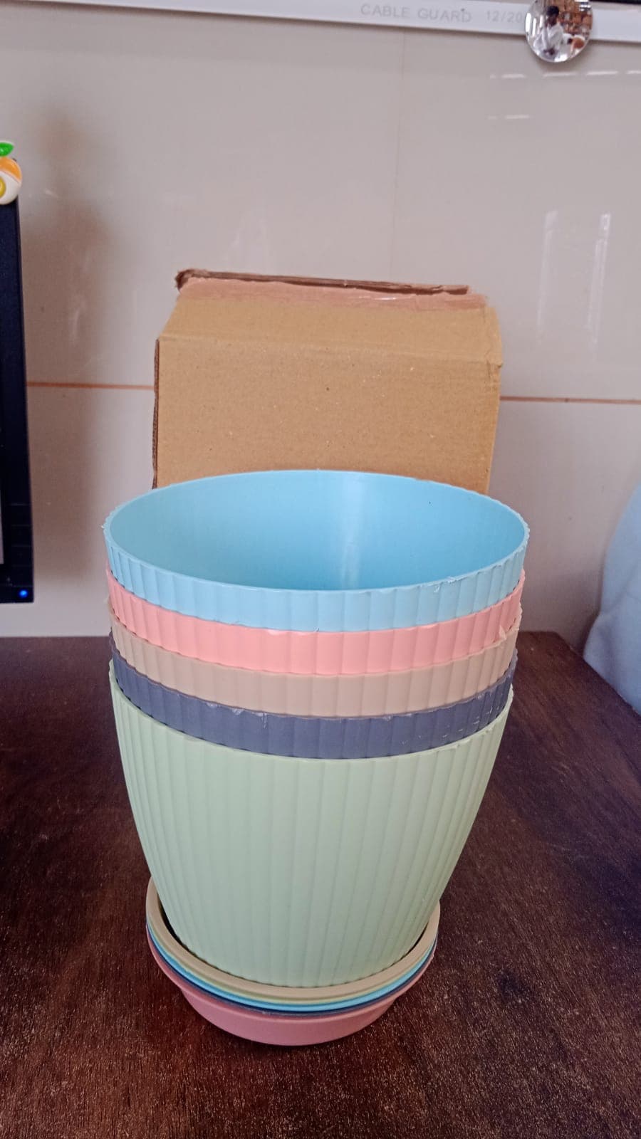 Round Flower Pot with Bottom Tray (5 Pcs Set / Small / 14—16 Cm) thumbnail 7
