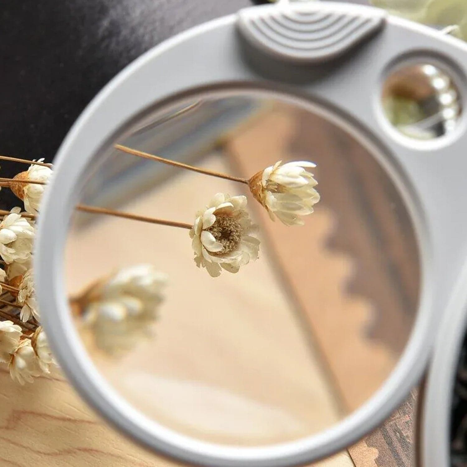 Double-Magnification Led Magnifiers Light Folding Keychain magnifier(1 Pc / Mix Color) thumbnail 4
