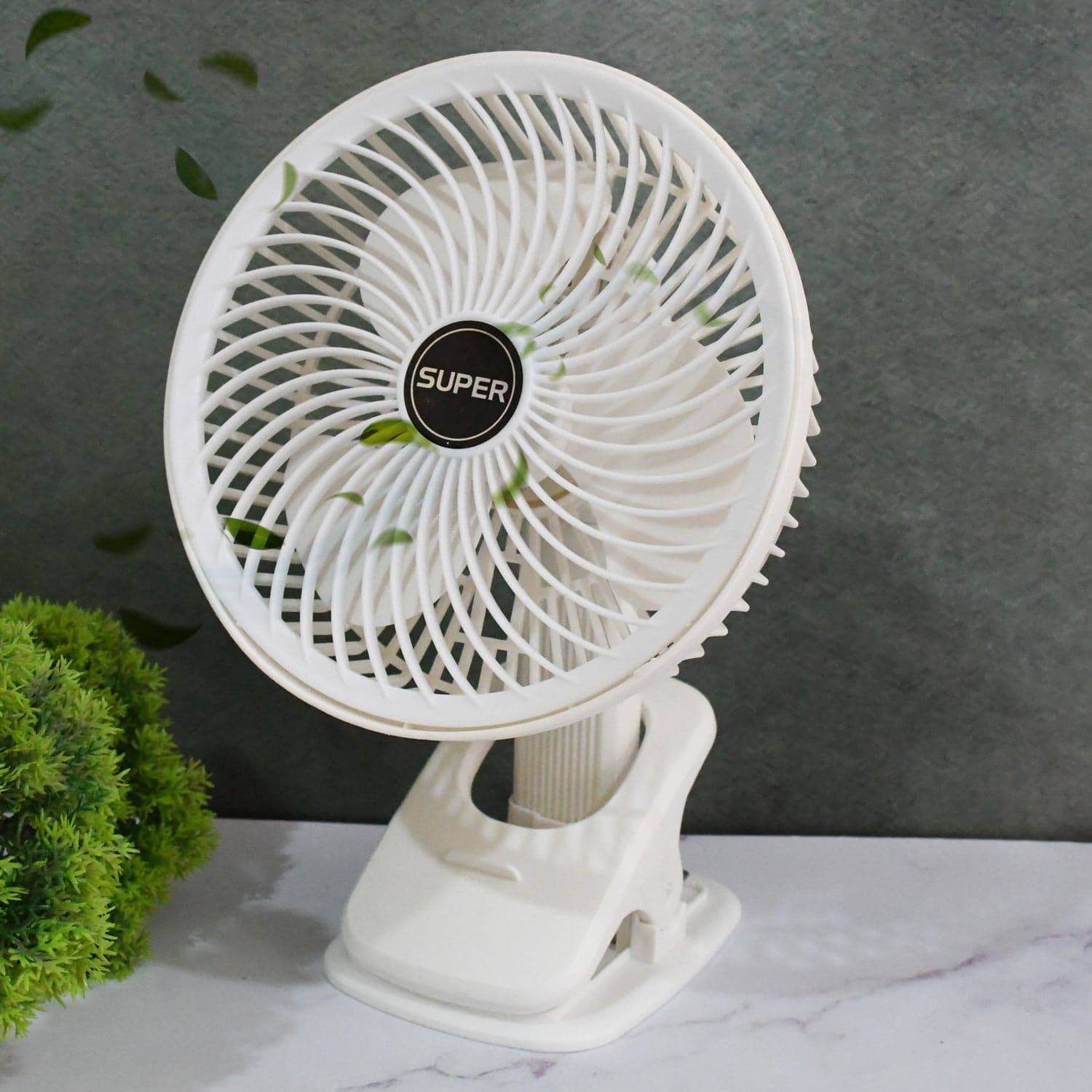 Multifunctional Usb Desk Fan Of Clip-On Plug & Play Fan thumbnail 5
