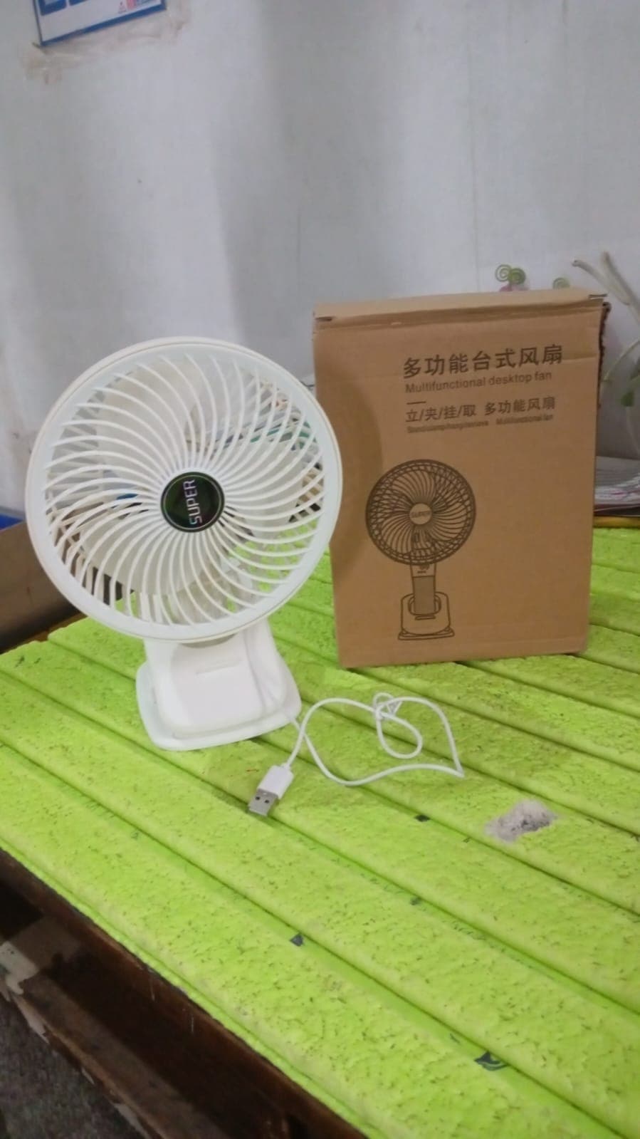 Multifunctional Usb Desk Fan Of Clip-On Plug & Play Fan thumbnail 8
