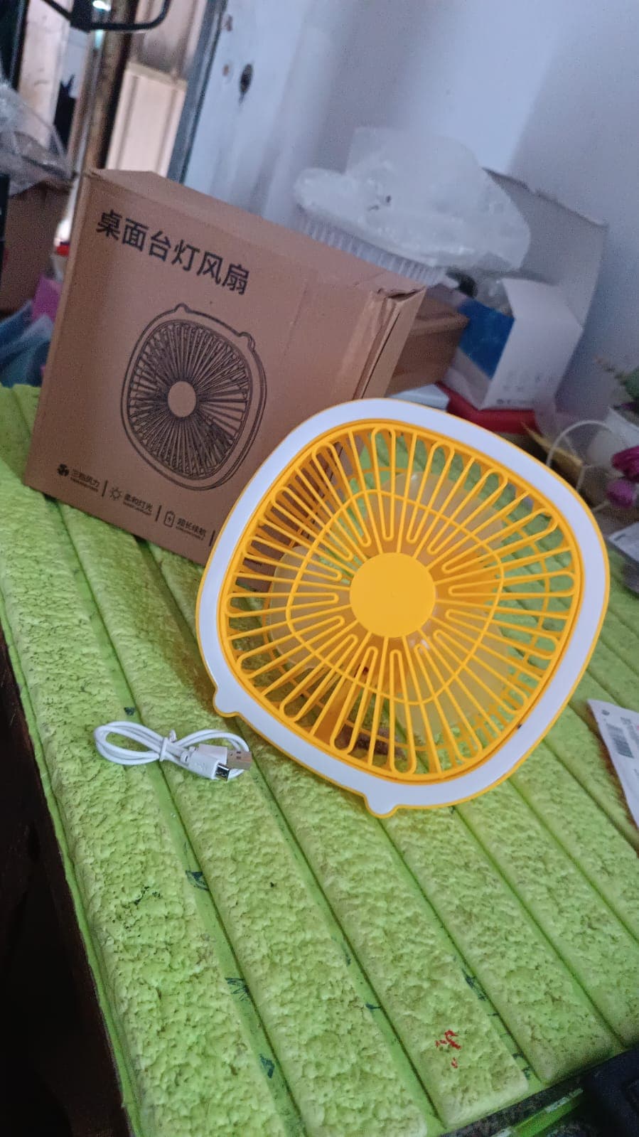 USB PORTABLE MINI DESK FAN WITH LIGHT (1 PC) thumbnail 7