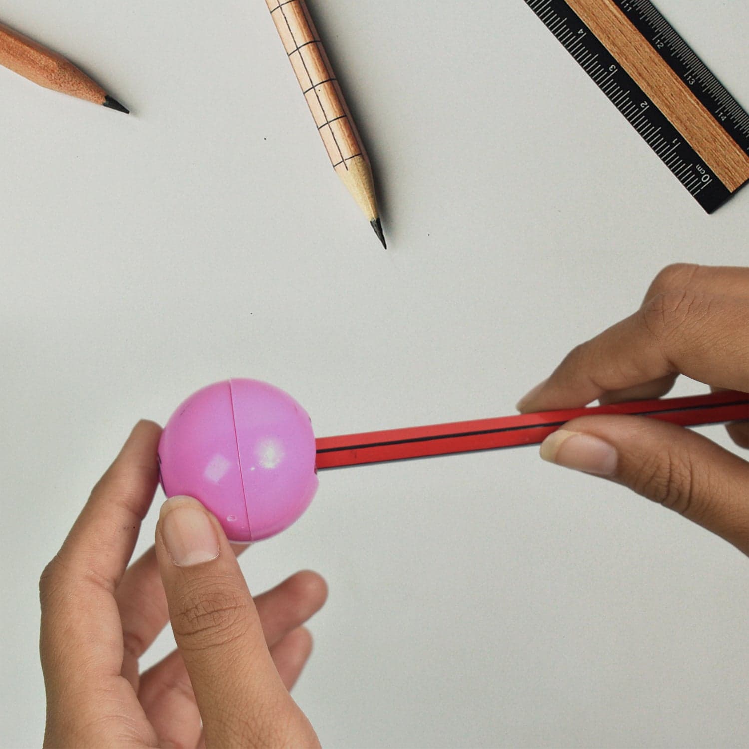Round Shape Mix Design Pencil Sharpener (1 Pc / Round Shape Mix Design) thumbnail 9