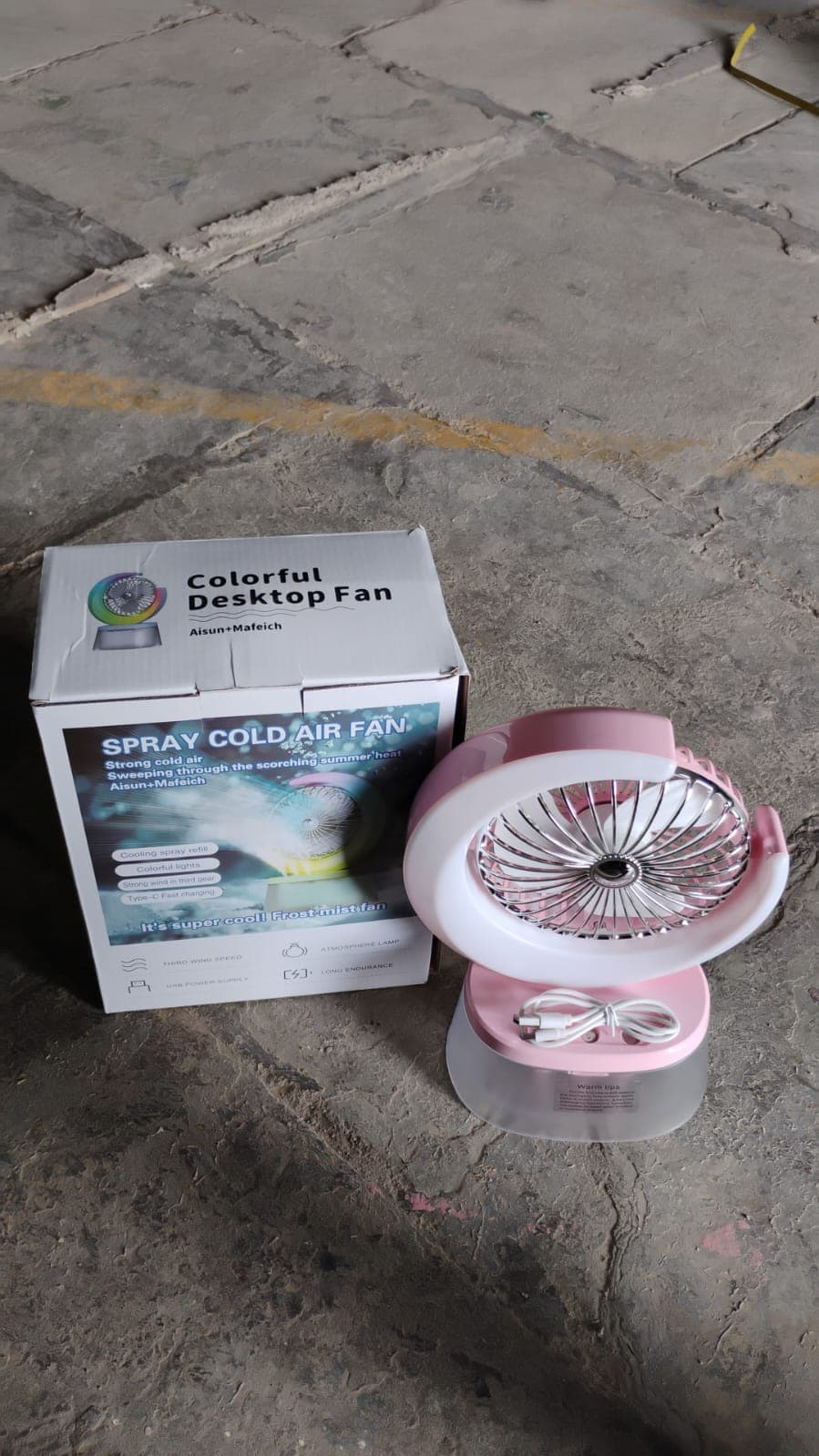 Desktop Fan - Camping Fan With Led Light, Portable Humidifying Fan (1 Pc / Plug & Play Fan) thumbnail 7