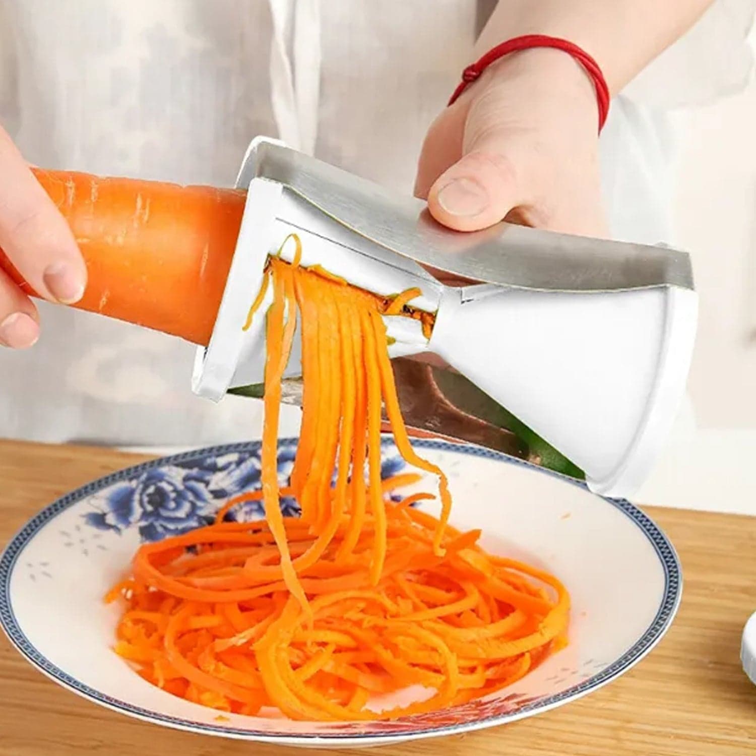 Portable Stainless Steel Handheld Spiralizer & Vegetable Slicer thumbnail 3