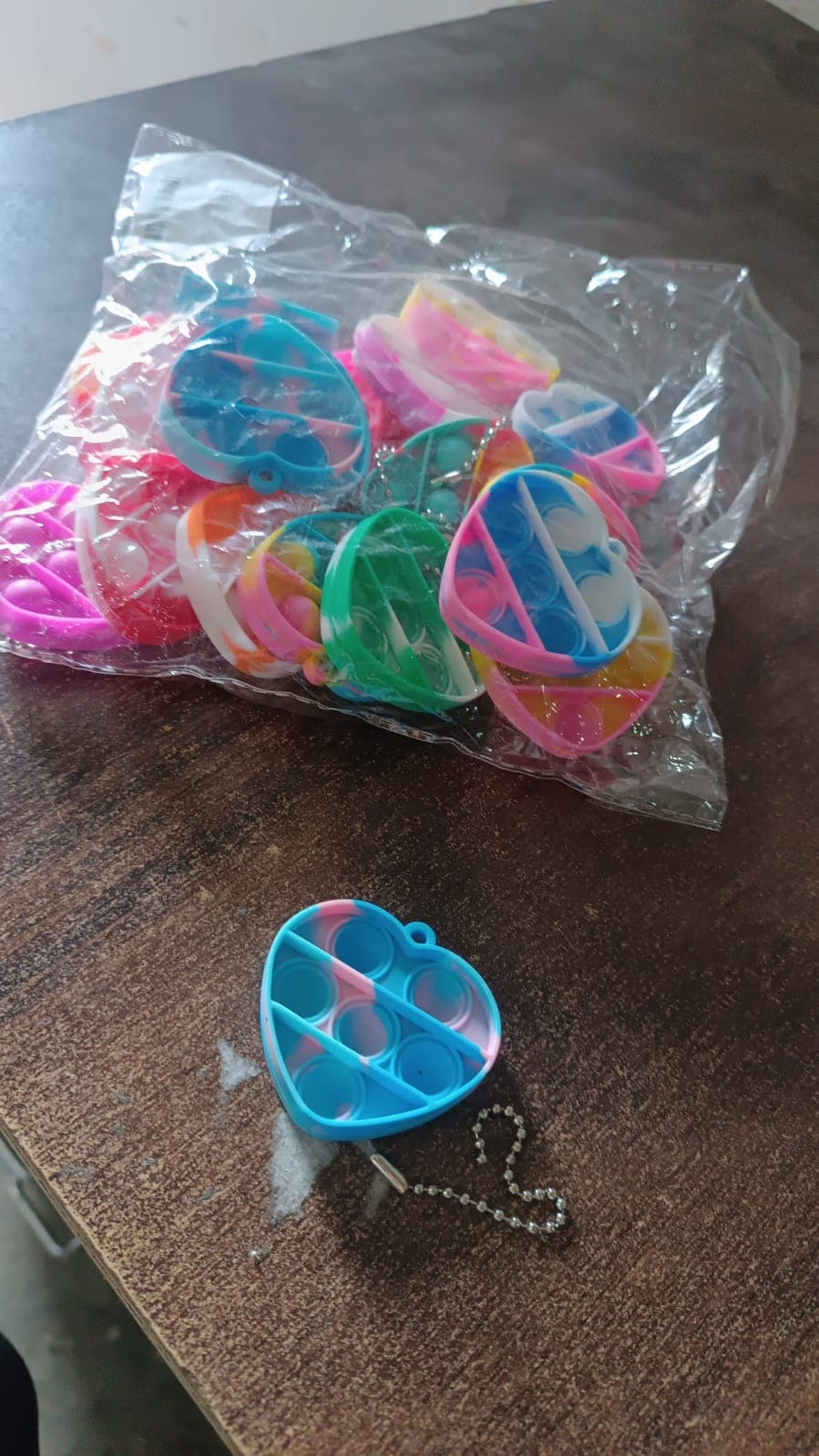 Fidget Toys for Kids Mini Keychain (1 Pc / Mix Color & Design) thumbnail 7