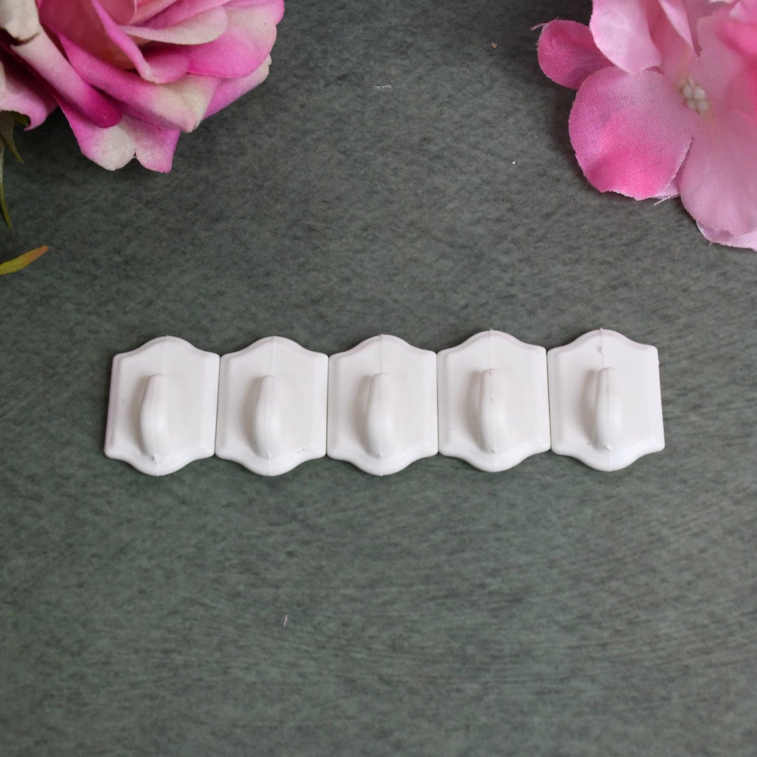 Small Adhesive Hooks for Wall Hanging Adhesive Hooks (10 pcs Set) thumbnail 3