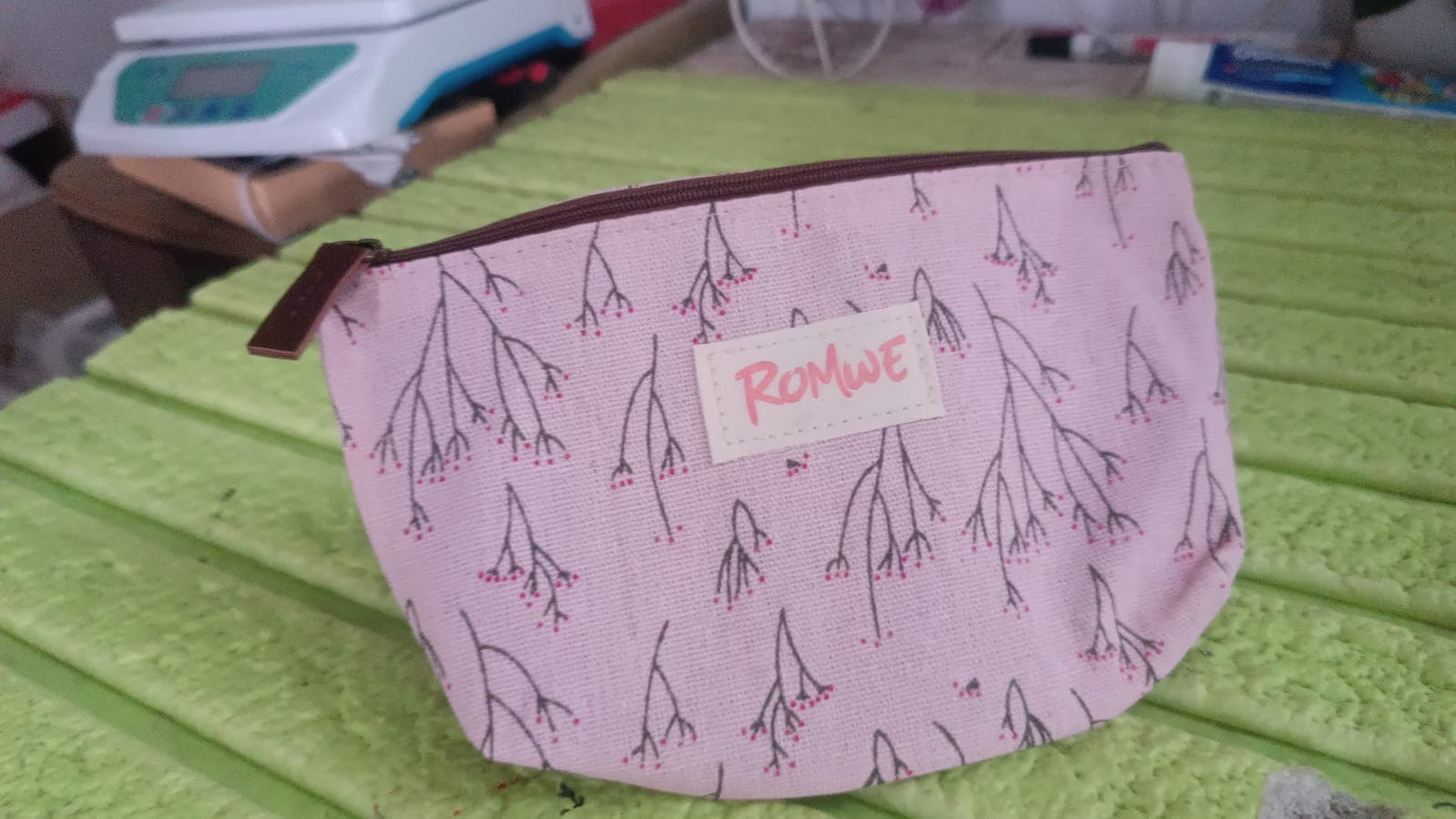 Pencil Pouch for Kids Zipper Closer Pencil Holder (1 Pc) thumbnail 7