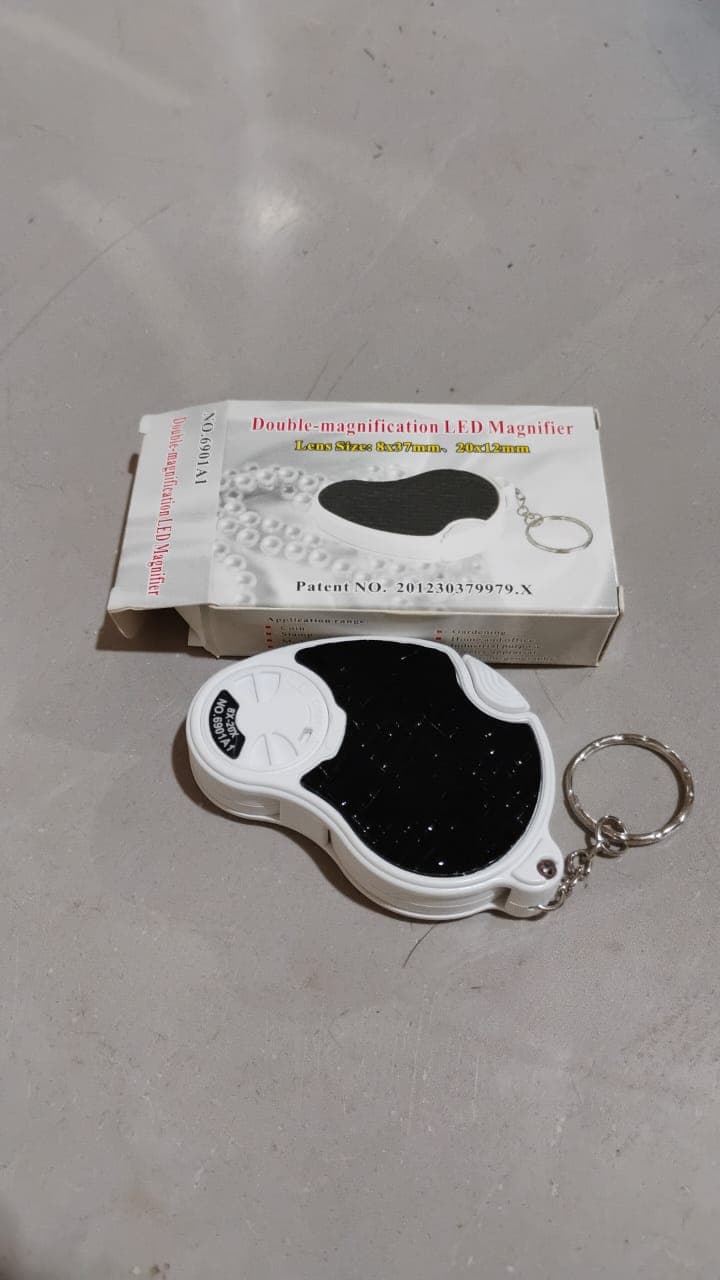 Double-Magnification Led Magnifiers with Light (1 Pc / Small) thumbnail 8