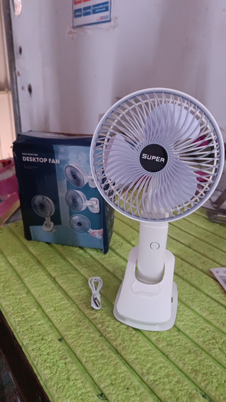 Multifunctional USB Desk Fan Clipped Fan (1 Pc / With Color Box) thumbnail 9