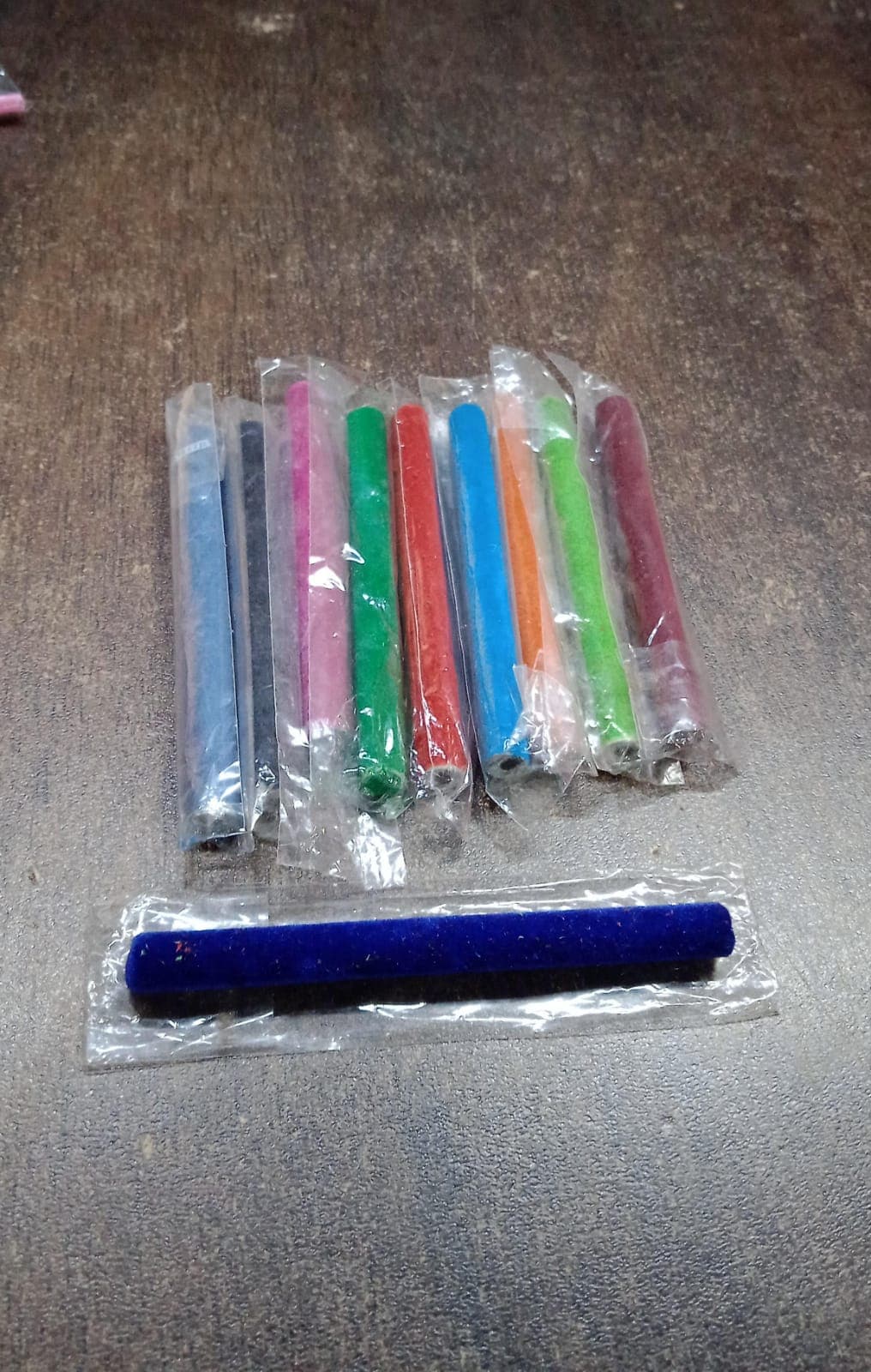 Small Velvet Pencil (1 Pc / Mix Color & Design) thumbnail 9