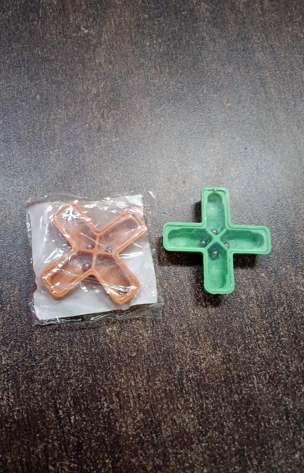 Magic Toys Magic Cross Magic Tricks Puzzle (1 Pc / Mix Color & Design) thumbnail 6