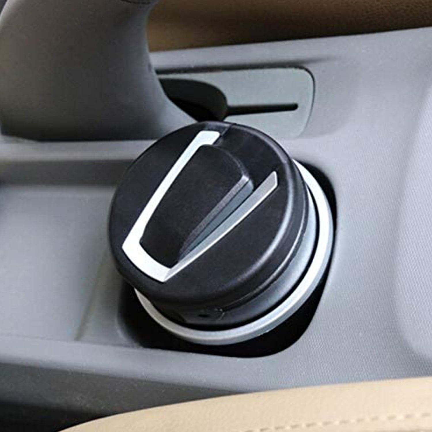 Portable Car Ashtray with Lid and Blue LED Light (1 Pc) thumbnail 9