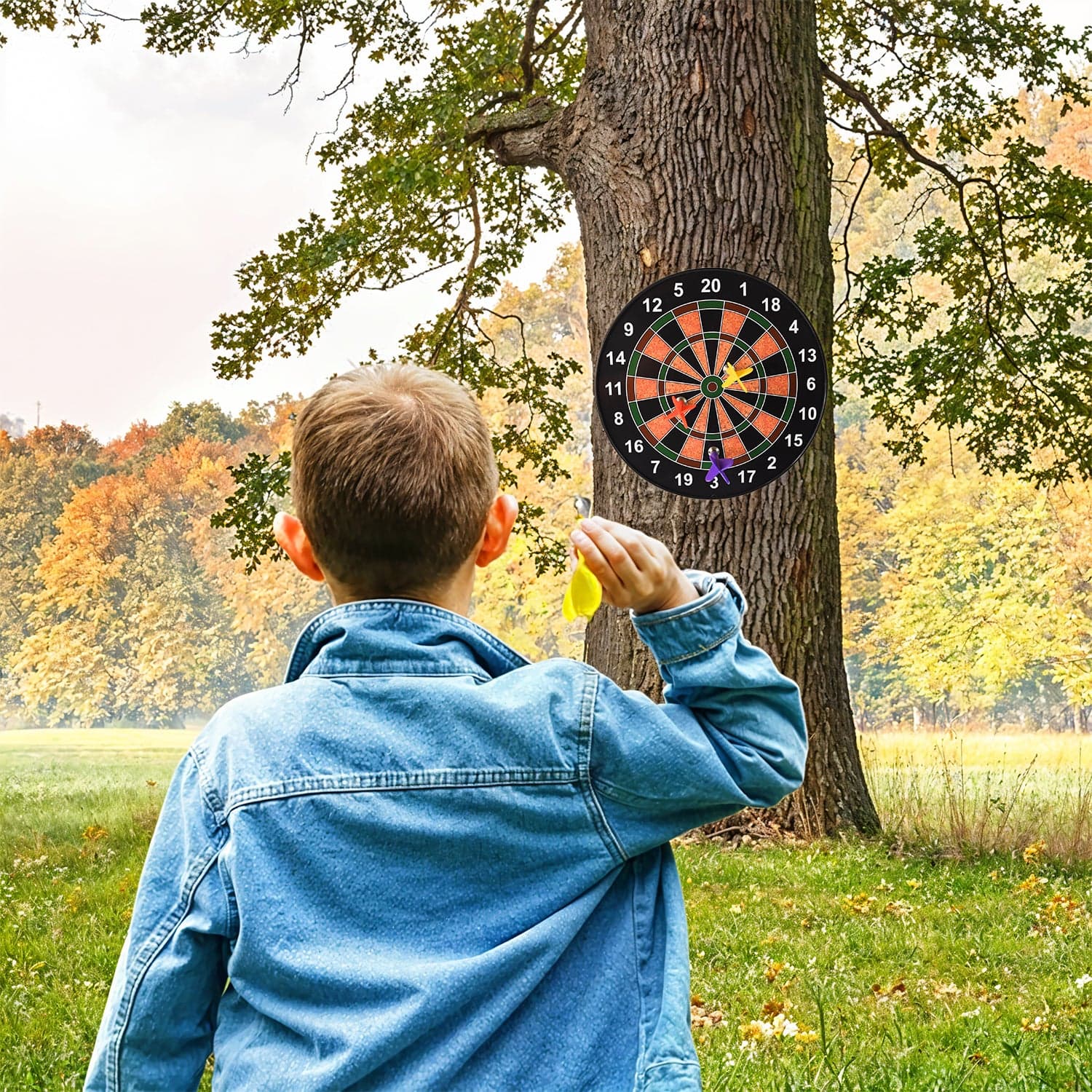 Classic Magnetic Dartboard Game Set thumbnail 7
