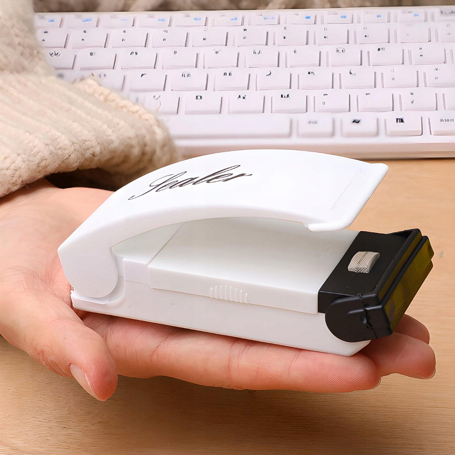 Portable Handheld Plastic Bag Sealer Machine 1 Pc thumbnail 11