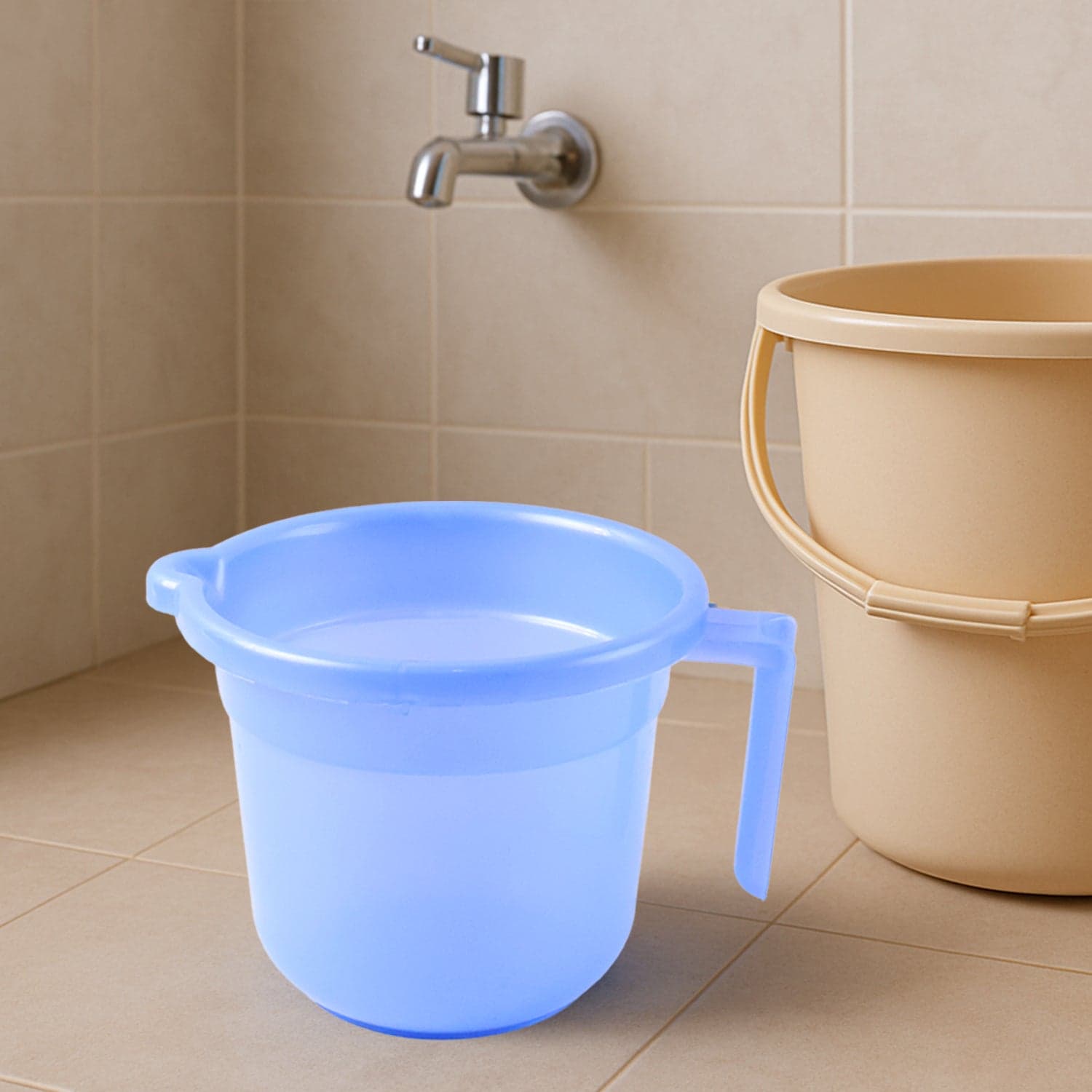 Unbreakable Plastic Bath Mug Approx 1000Ml 1 Pc thumbnail 2
