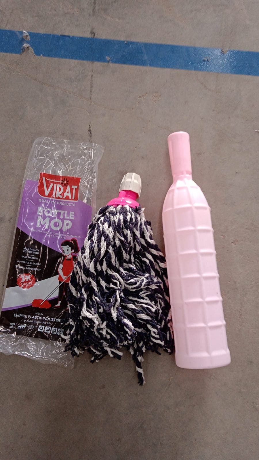 Floor Cleaning Bottle Mop Refill thumbnail 6