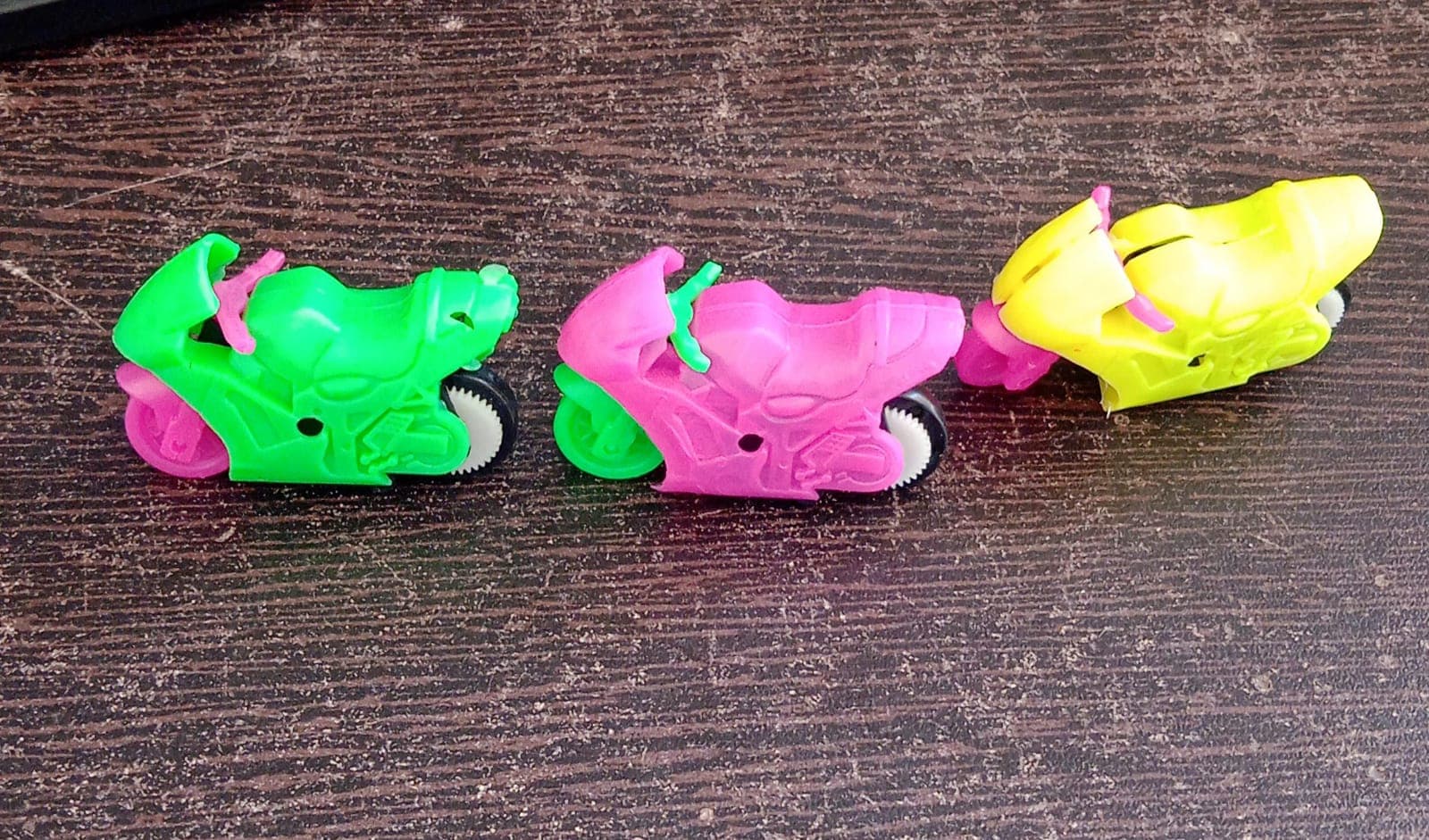 Pull Back Motorcycle Toys, Tiny Gift Latte Motorcycles Toy for Kids Boys Age 3-8 Year Old thumbnail 7